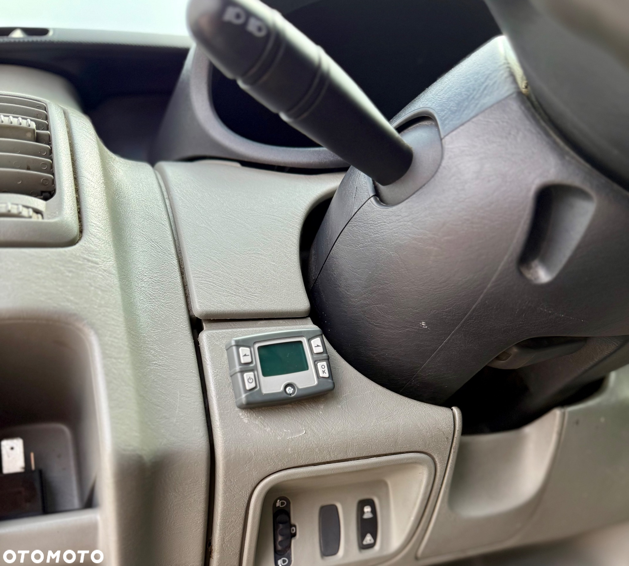 Opel Vivaro - 11