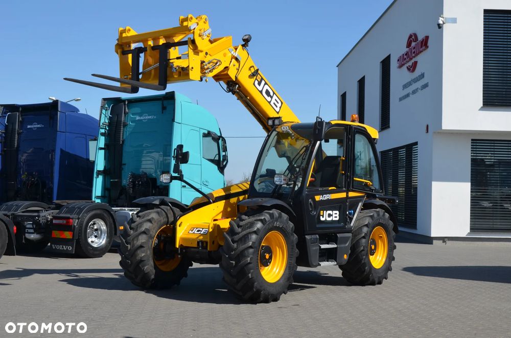 JCB 542-70 AGRI 2024r / ŁYŻKA 3m i WIDŁY / 748mth! / TORQUE LOCK 4 / Q-FIT / REWERS WENTYLATORA / OSŁONY POD. / ZACZEP + INSTALACJA - 4