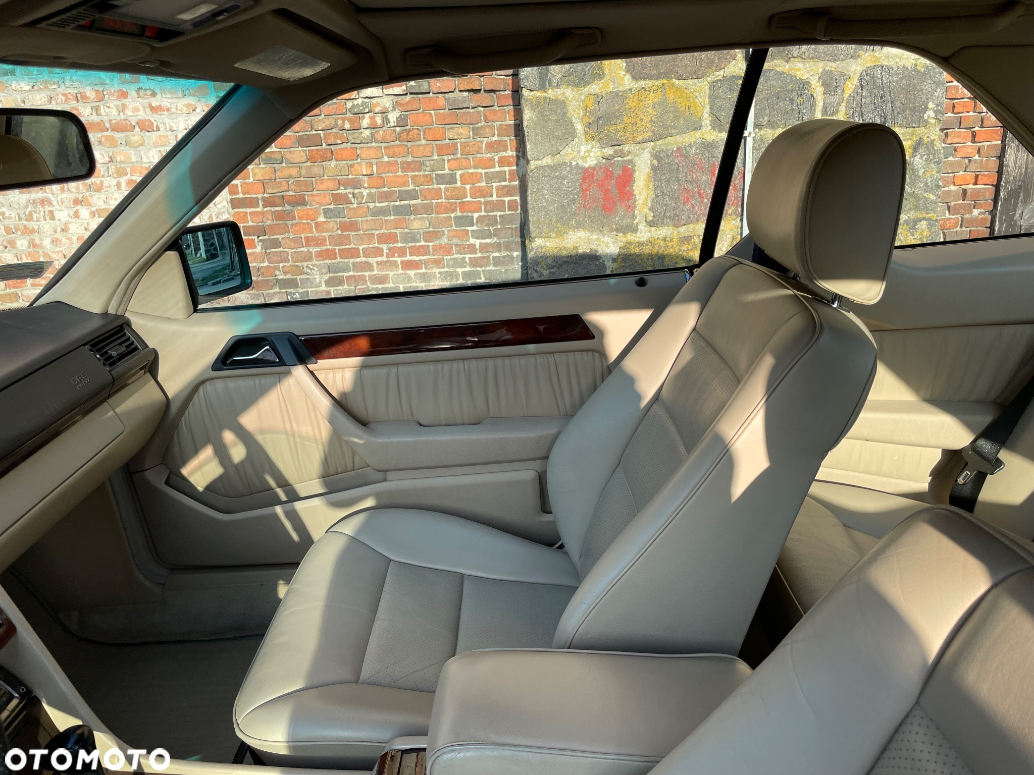 Mercedes-Benz Klasa E 320 - 8