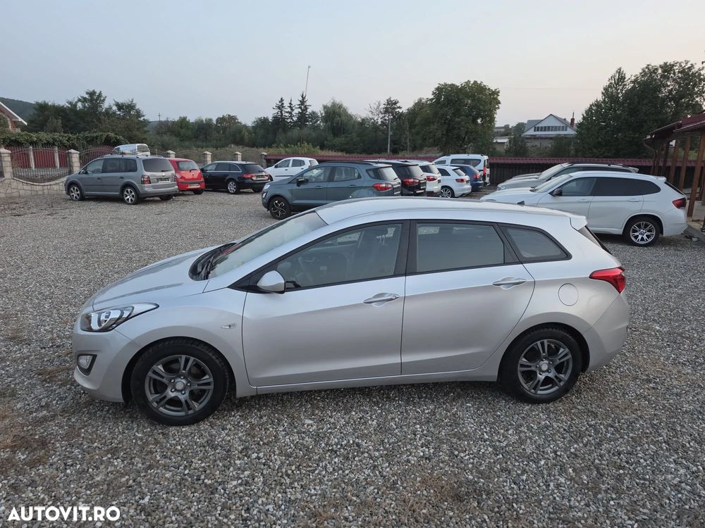 Hyundai i30 blue 1.6 CRDi Classic - 20