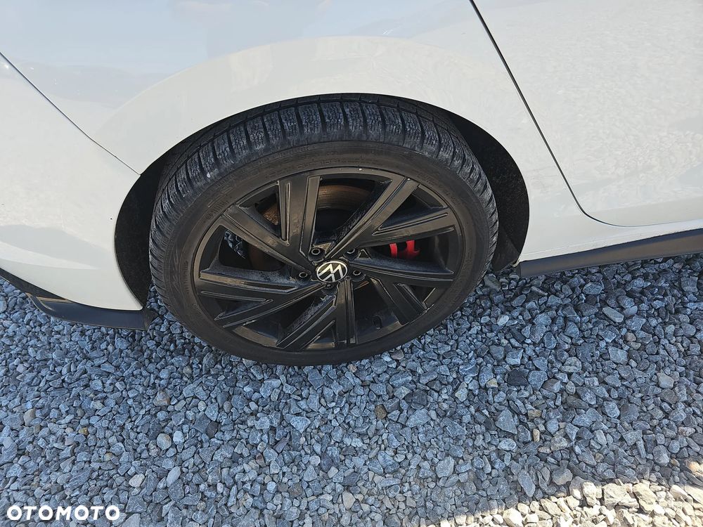 Volkswagen Golf 2.0 TSI GTI DSG - 27
