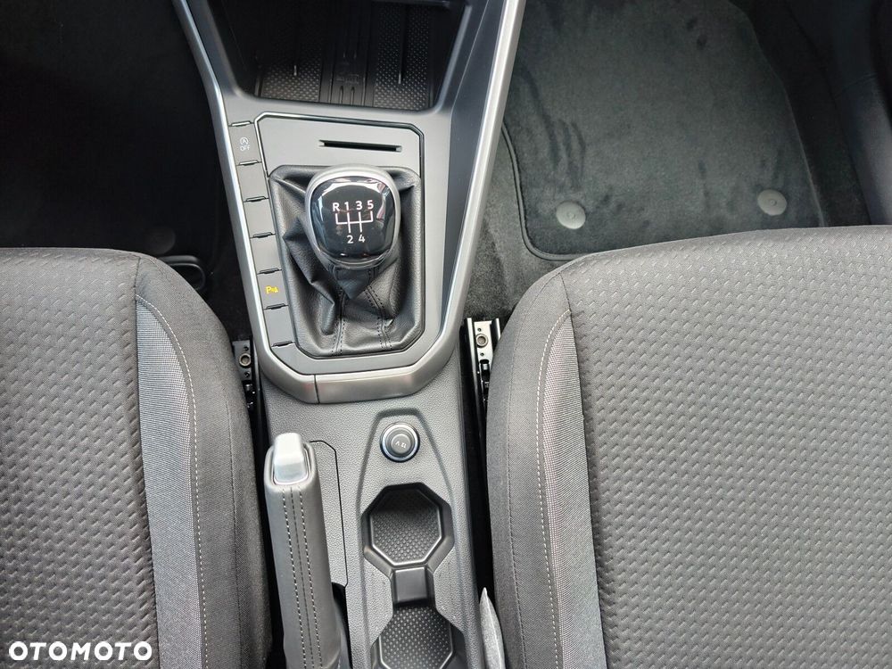 Volkswagen Polo 1.0 MPI Life Plus - 23