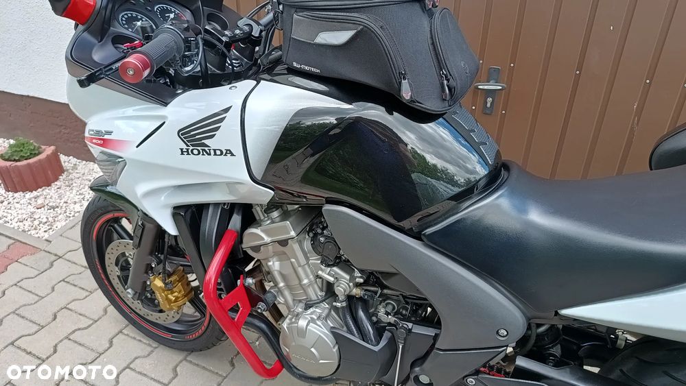 Honda CBF - 33
