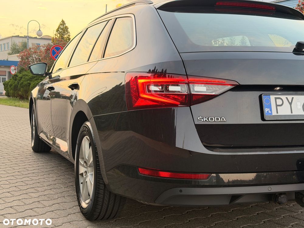 Skoda Superb 1.4 TSI ACT Ambition - 15