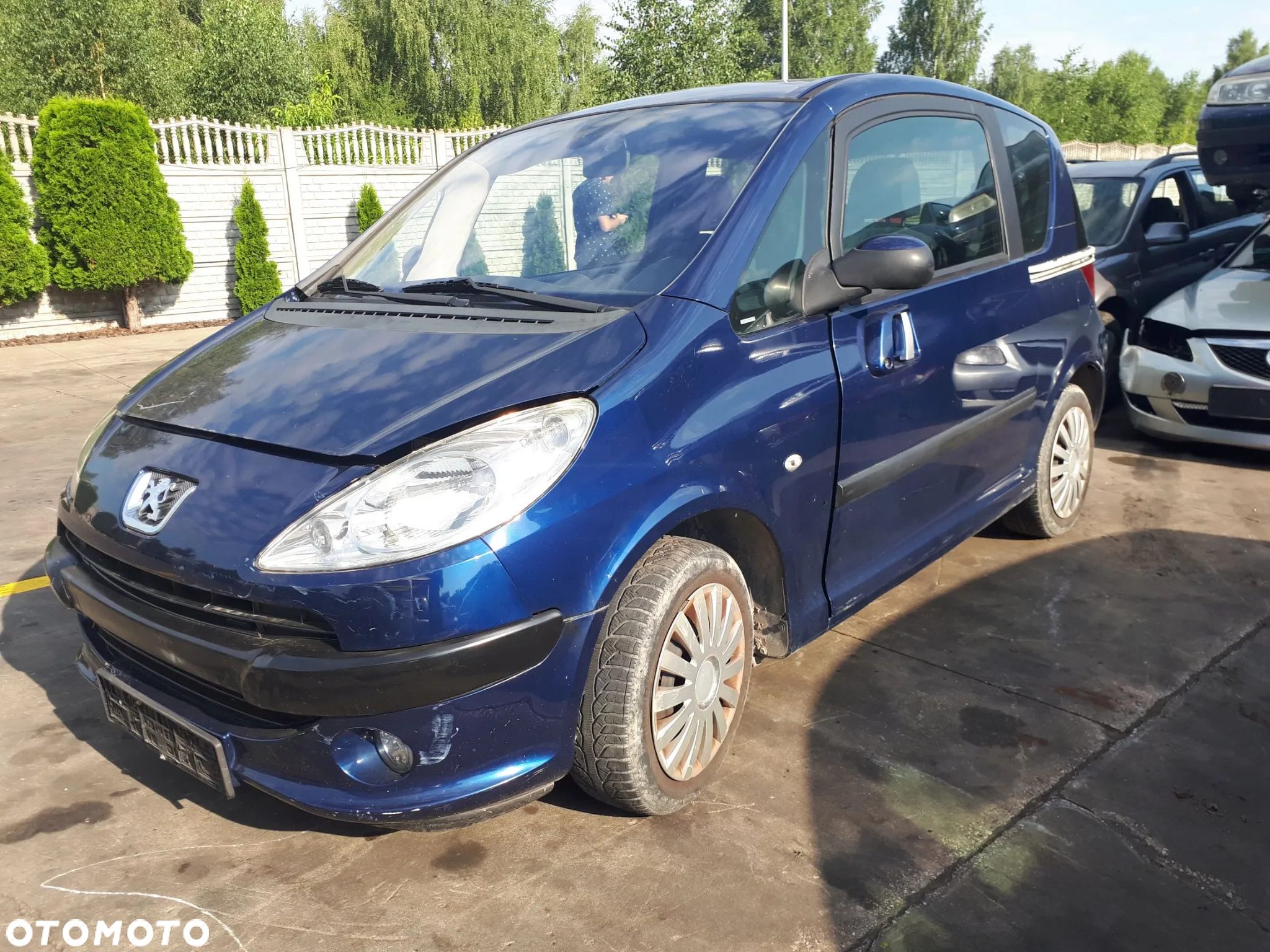 PEUGEOT 1007 1.6 16V 05-09 BŁOTNIK PRZÓD PRZEDNI PRAWY EGED - 18