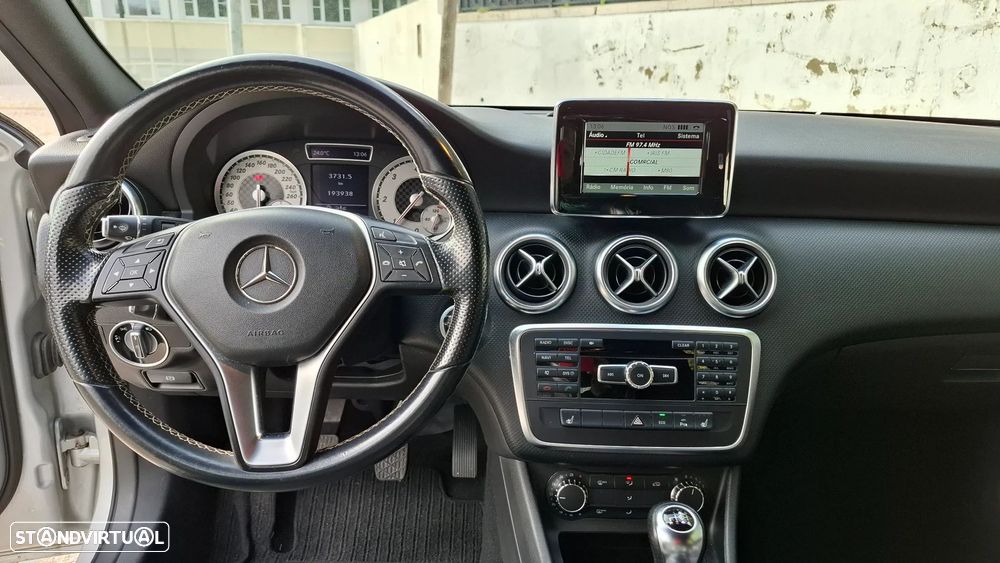 Mercedes-Benz A 180 CDI (BlueEFFICIENCY) Urban - 16