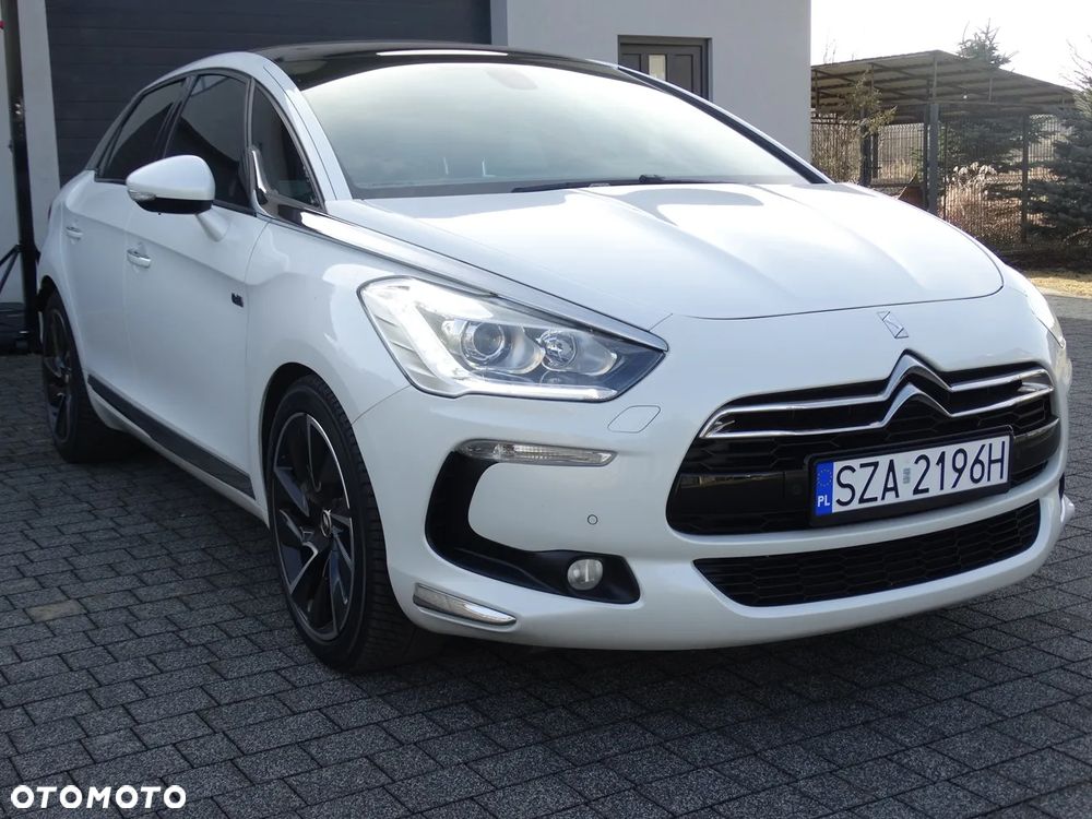 Citroën DS5 2.0 HDi Hybrid4 SoChic MCP - 4
