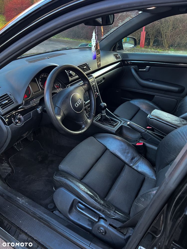 Audi A4 Avant 1.8T Quattro - 9