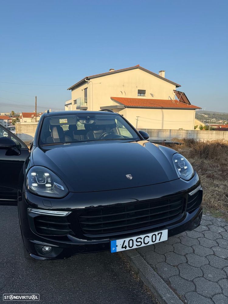 Porsche Cayenne - 8