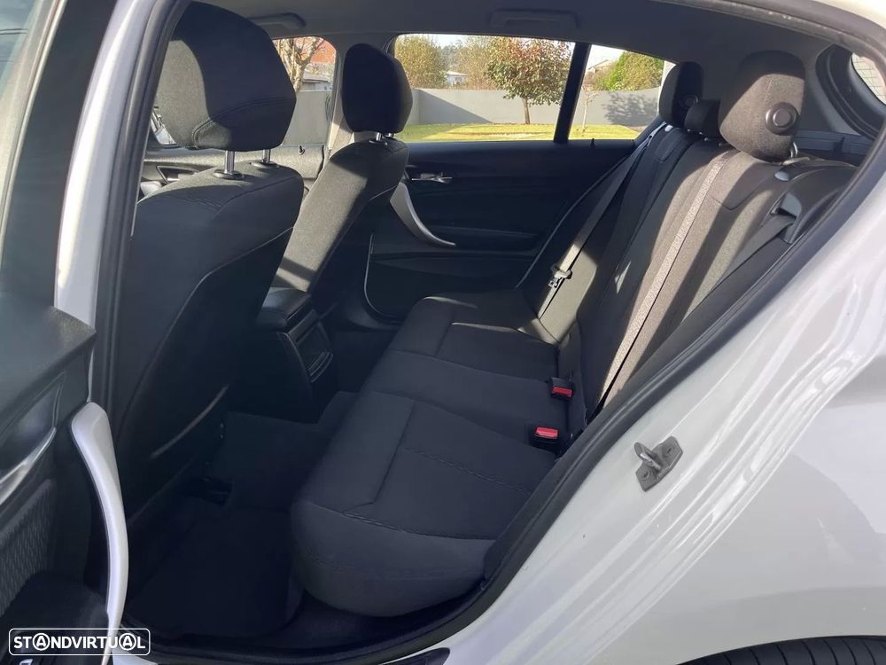 BMW 116 d Line Sport - 37