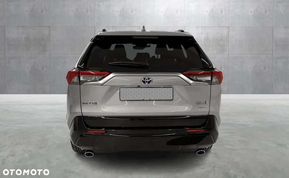 Toyota RAV4 - 8
