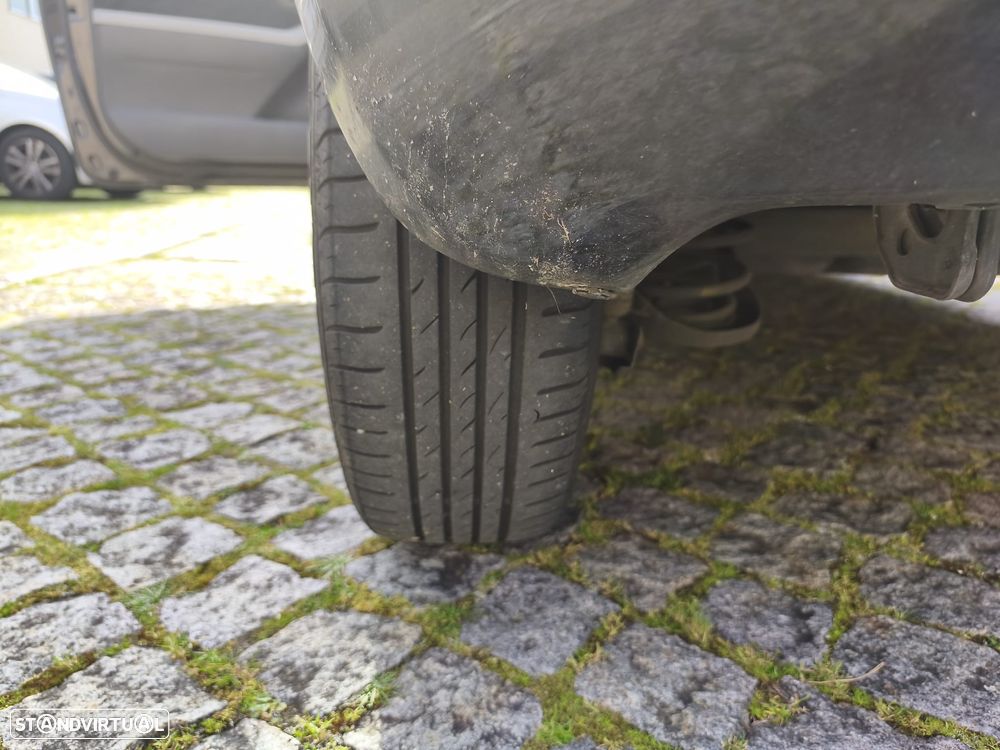 Toyota Yaris 1.3 VVT-i Cool - 10