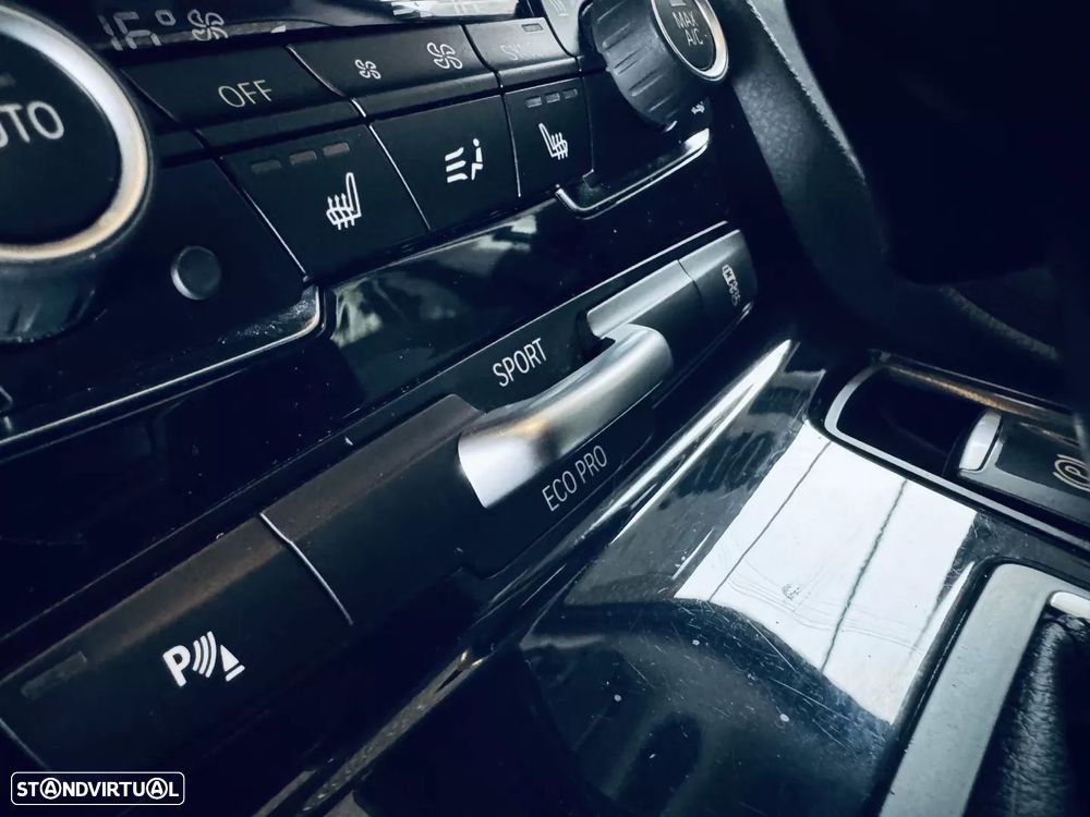 BMW 218 Gran Tourer d Aut. Luxury Line - 31