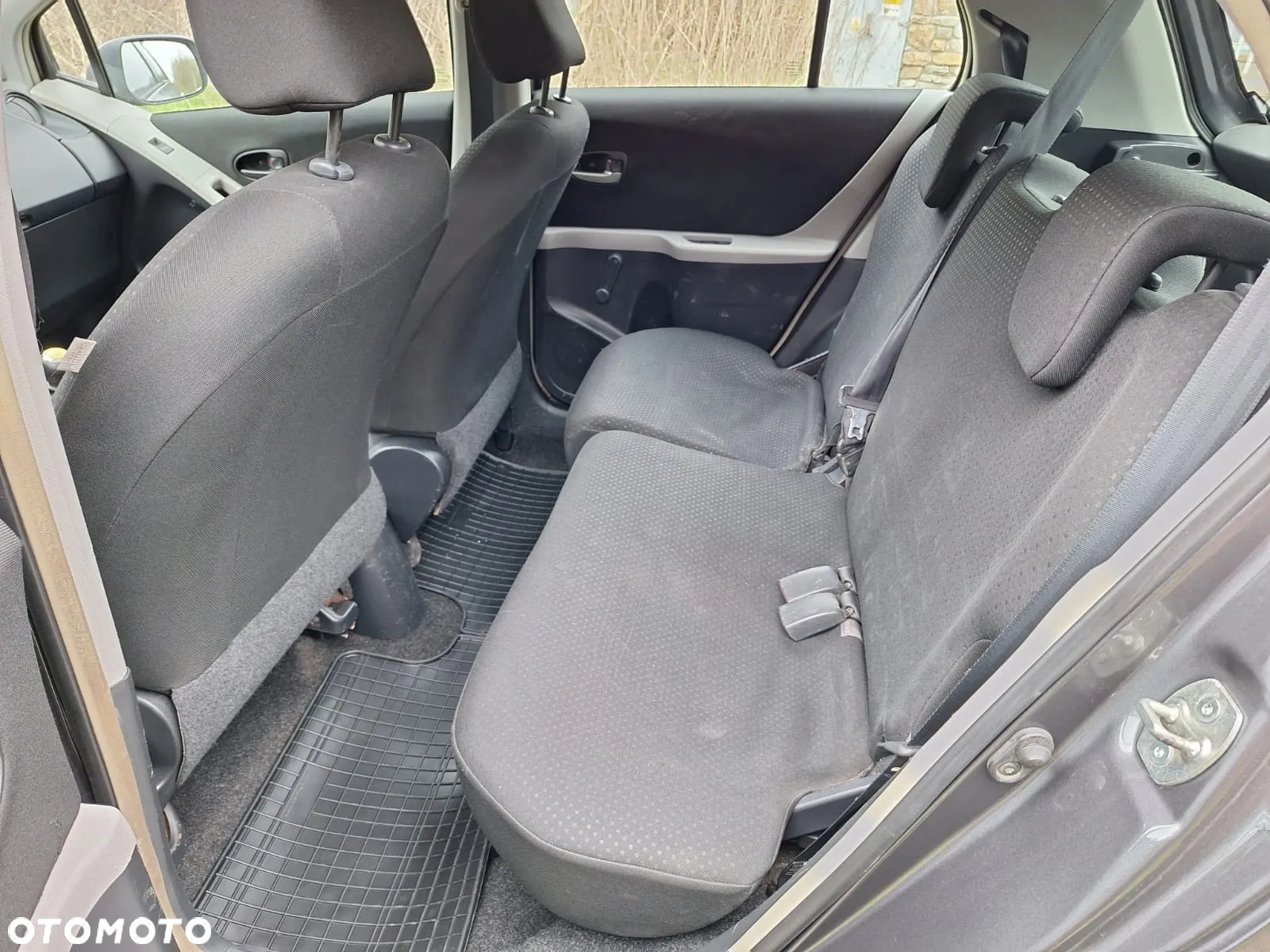 Toyota Yaris 1.33 Terra - 14