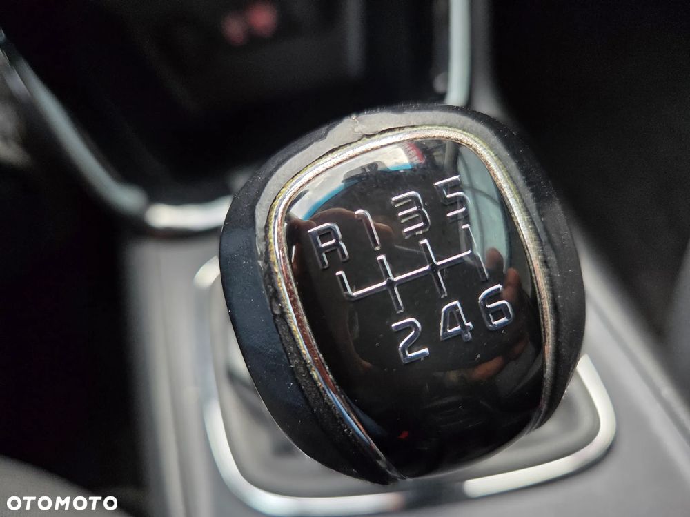 Kia Ceed 1.6 CRDi 136 ISG Platinum Edition - 26