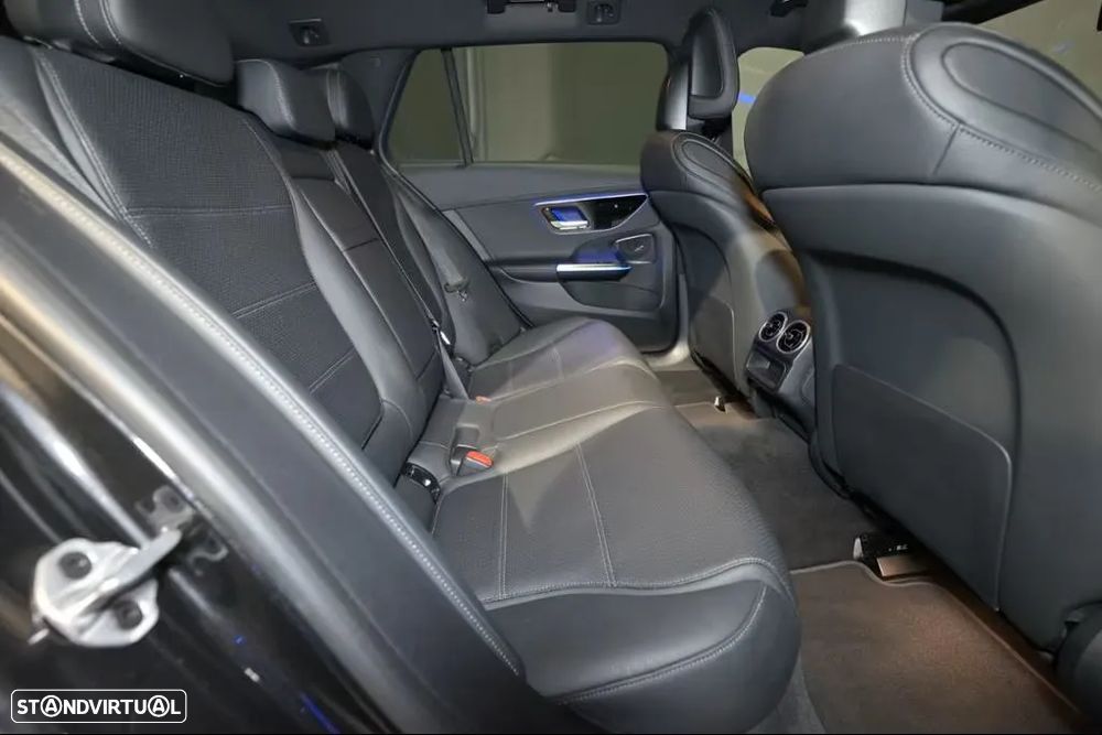 Mercedes-Benz C 300 d AMG Line - 12