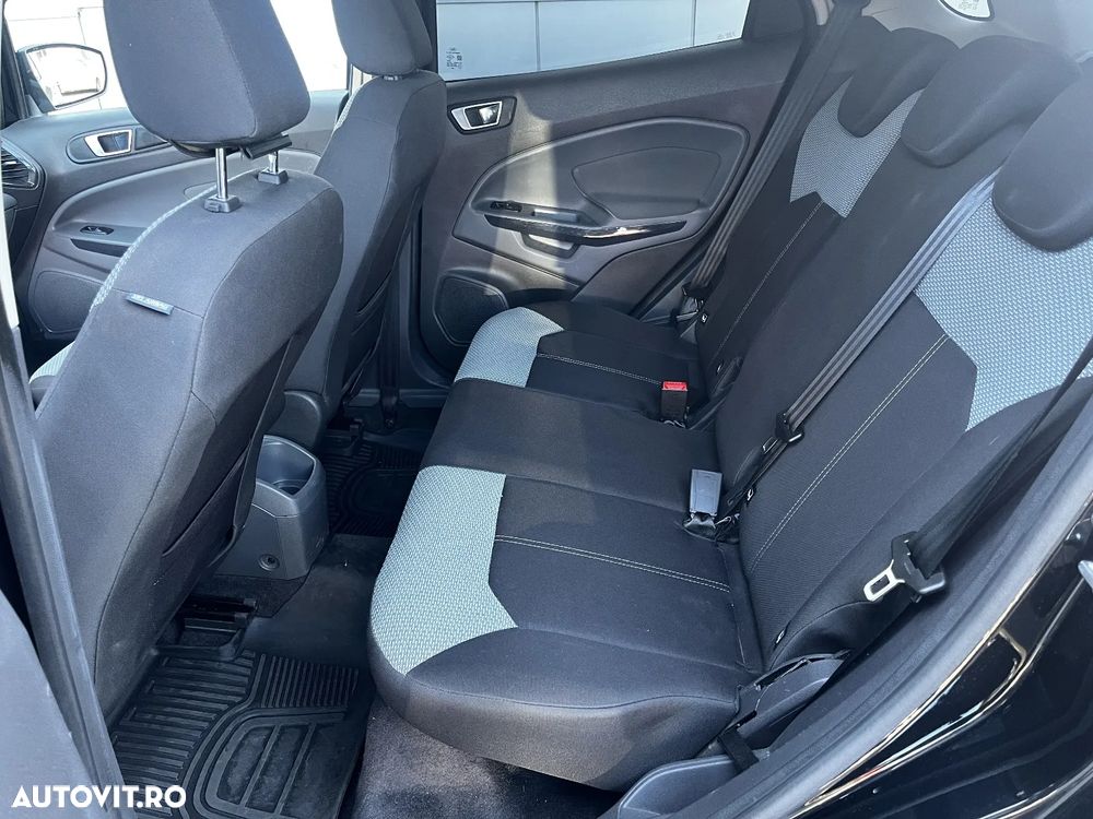 Ford EcoSport - 17