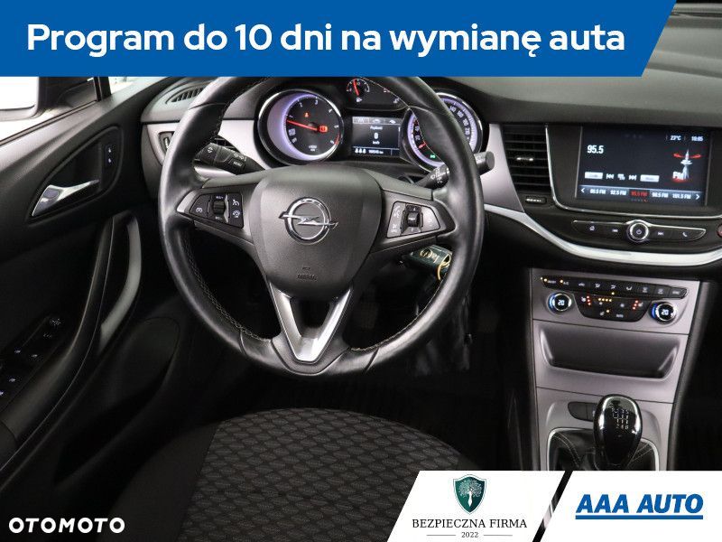 Opel Astra - 9