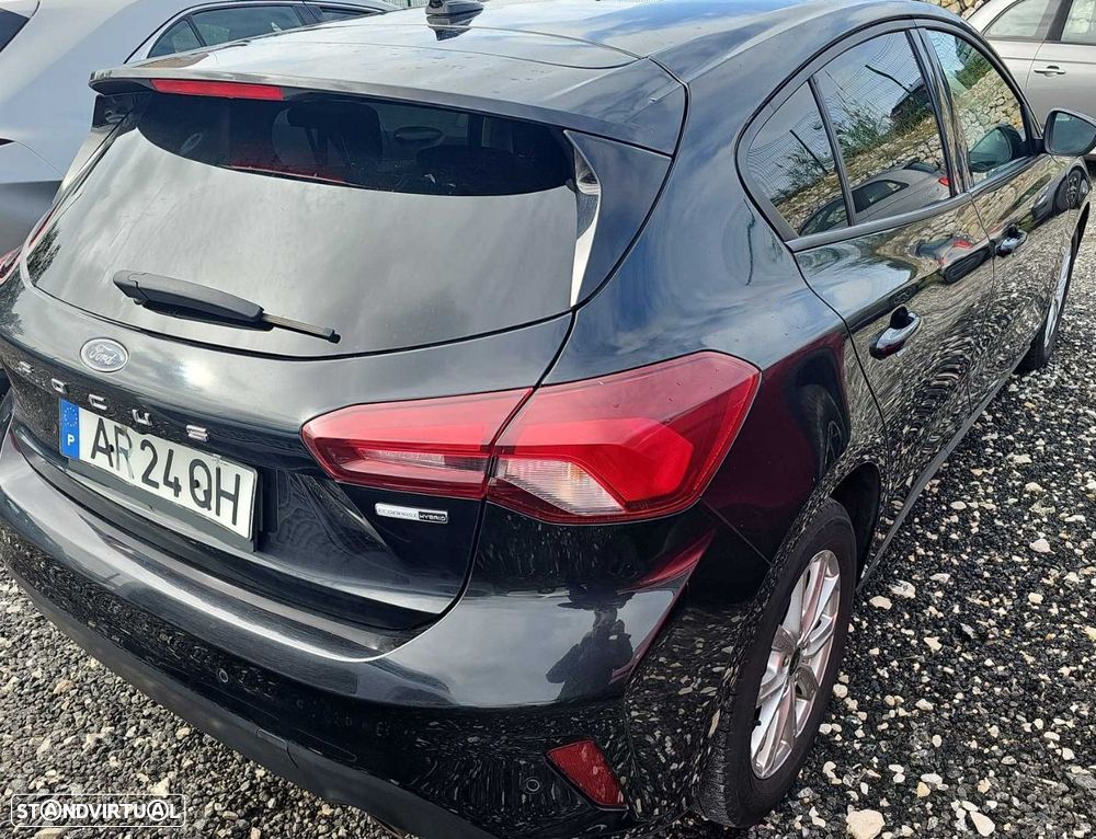 Ford Focus 1.0 EcoBoost MHEV Connected Design - 3