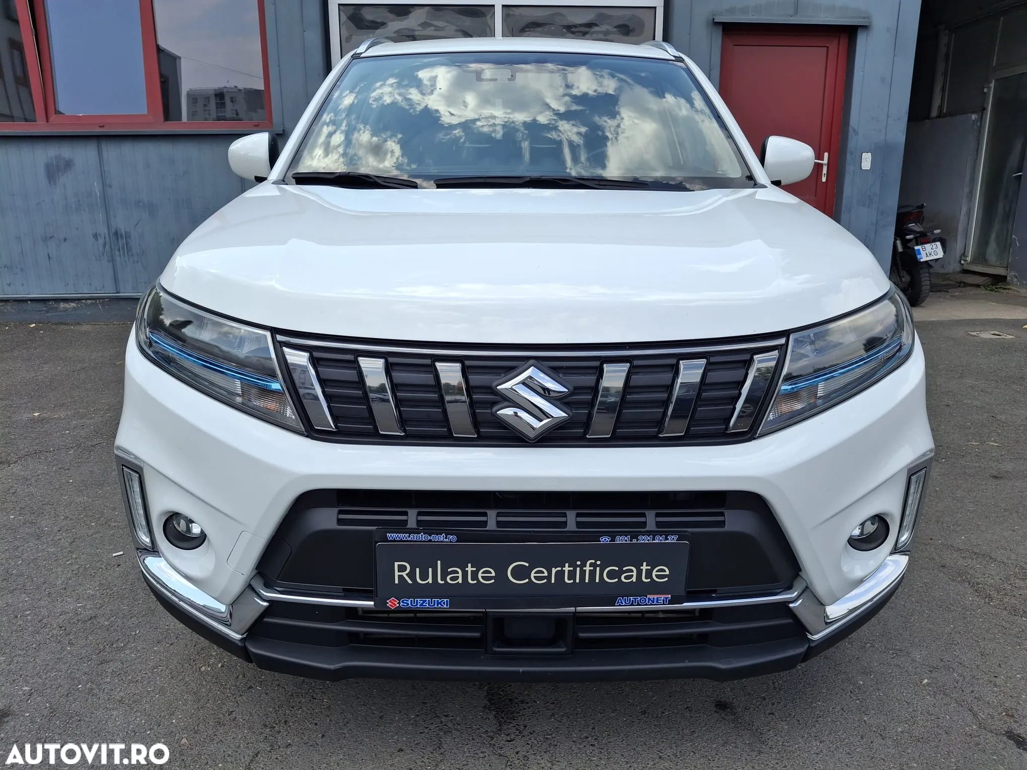 Suzuki Vitara 1.4 Boosterjet MHEV Passion - 1