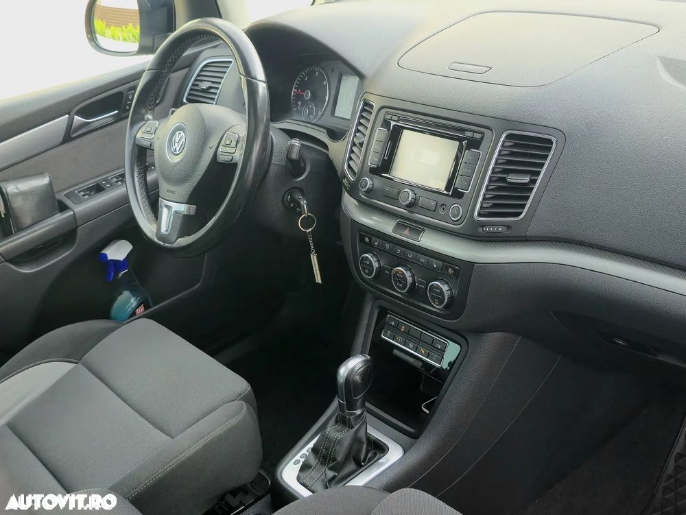 Volkswagen Sharan - 22