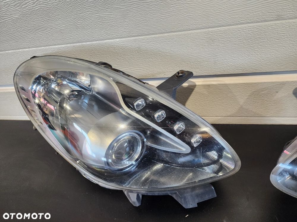 Alfa Romeo GIULIETTA lampa reflektor przód  CIEMNE komplet - 2