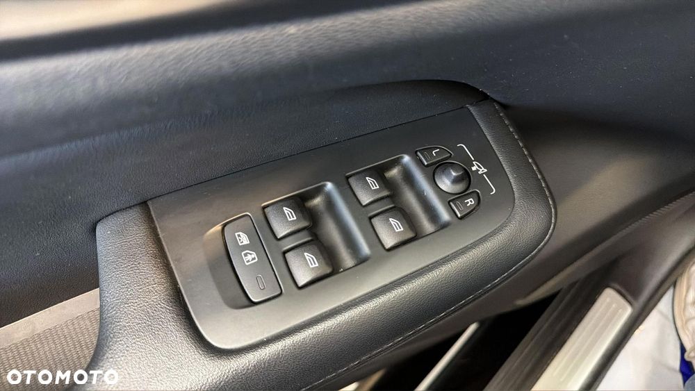 Volvo V60 B4 D Plus Bright - 29