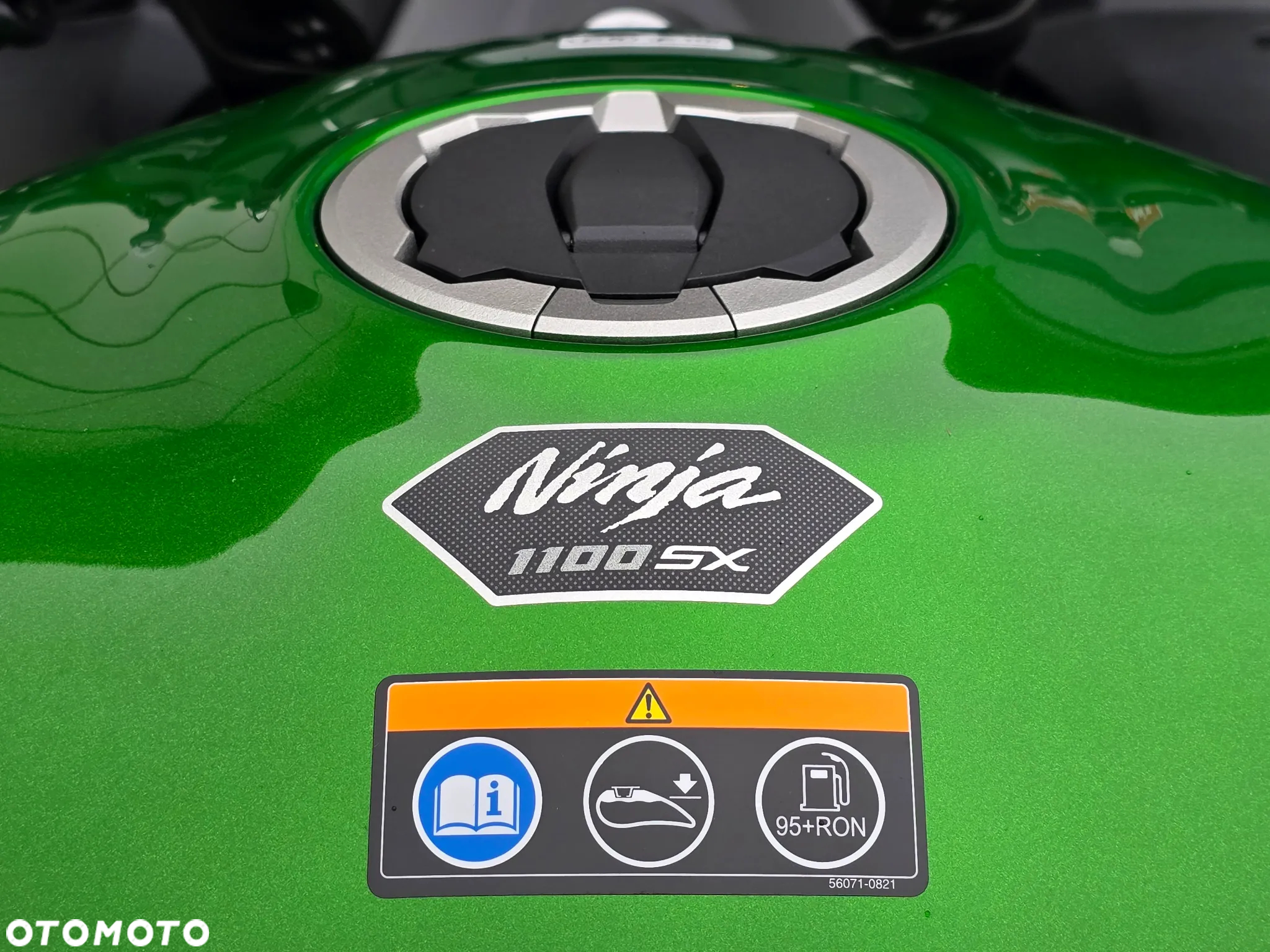 Kawasaki Ninja 1000 SX - 23