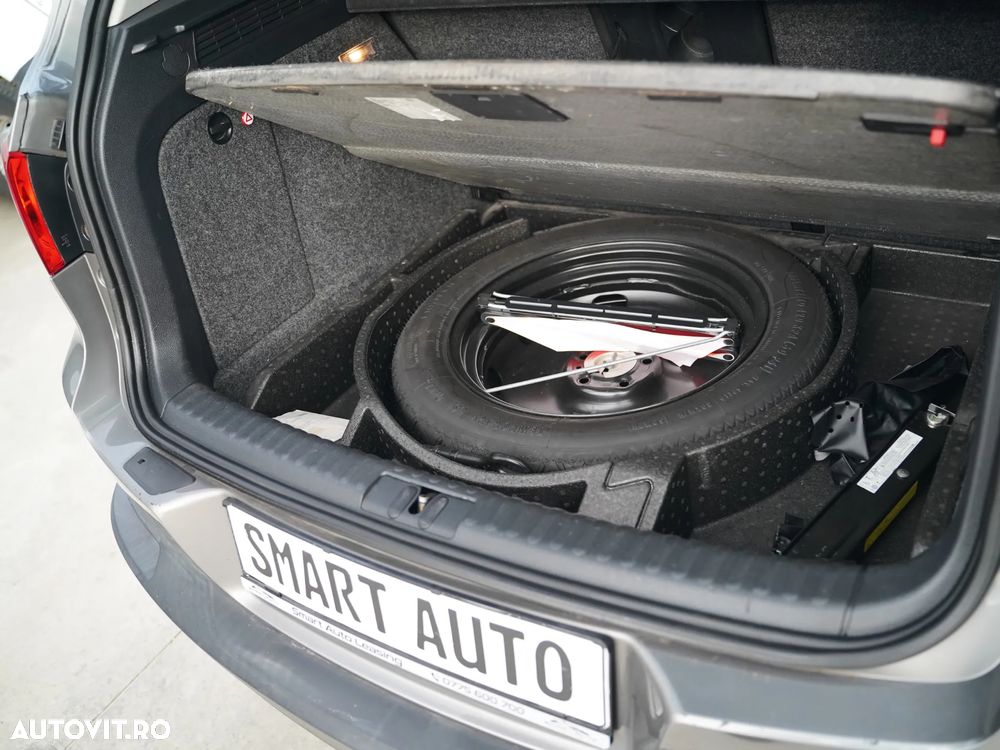 Volkswagen Tiguan - 34