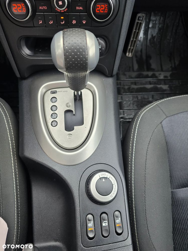 Nissan Qashqai+2 2.0 4x4 CVT tekna - 12