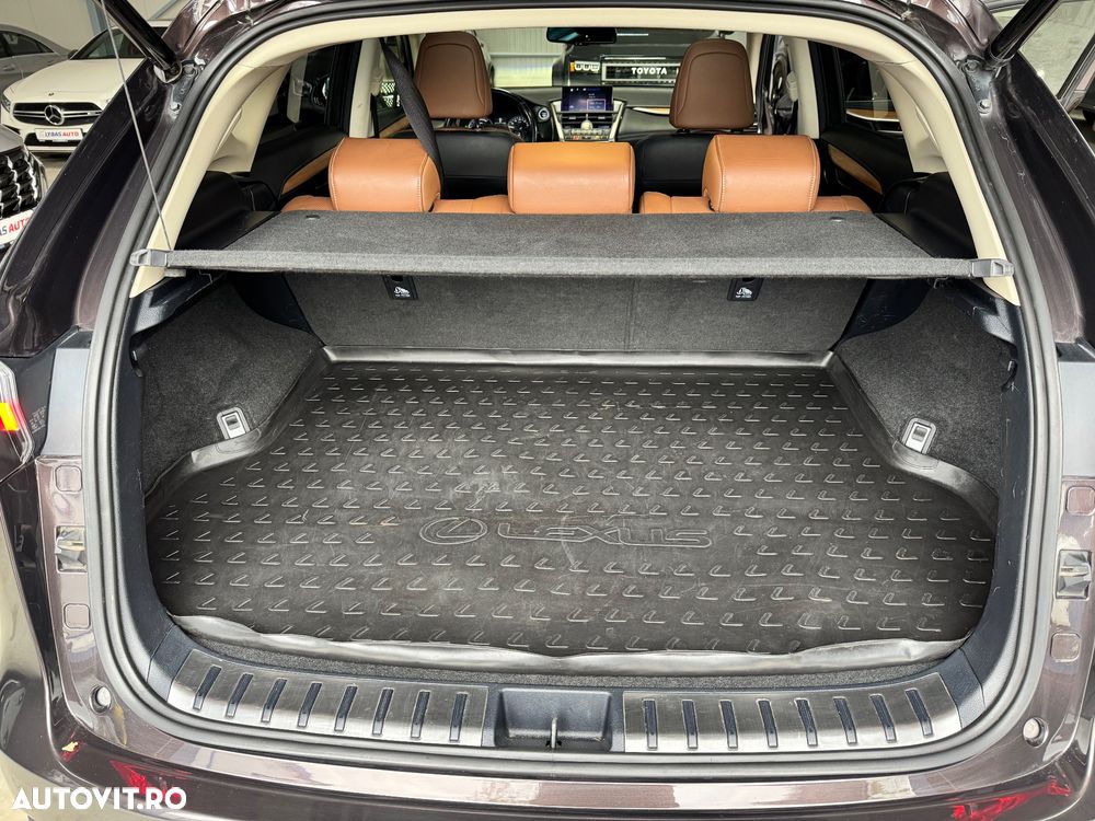 Lexus Seria NX 300h Luxury - 23