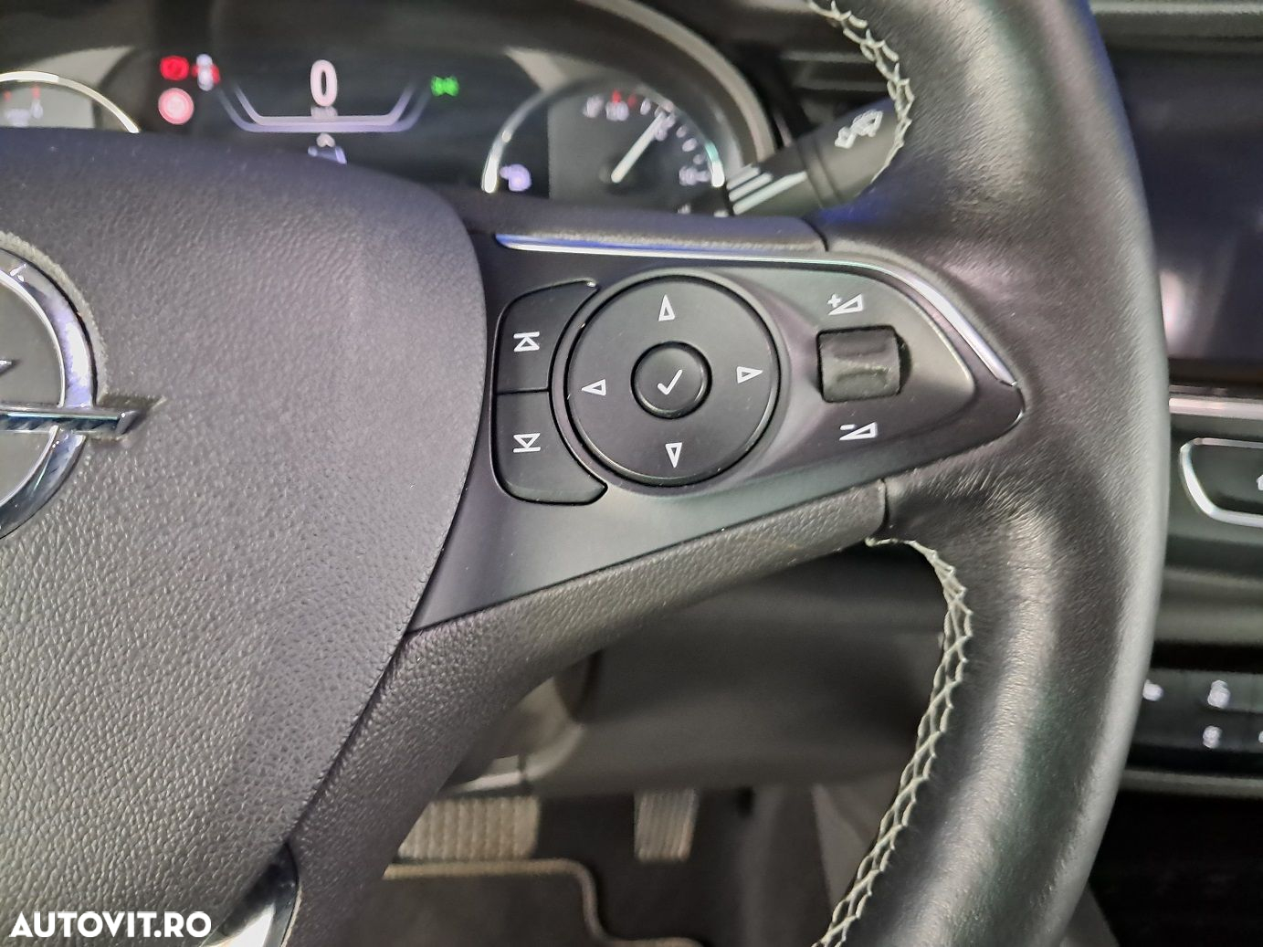 Opel Insignia - 13