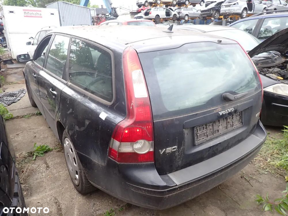 CZĘŚCI - Volvo V50 2,0D TDCI HDI 136KM D4204T 6B KOMBI LAKIER 452-46 2004r. INDEX - 9458 - 3