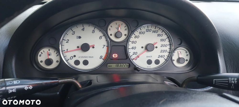 Mazda MX-5 1.6 16V - 9