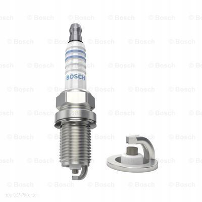 ŚWIECE ZAPŁONOWE BOSCH -FR7DC SUPER PLUS 8 0 242 235 666 - 3