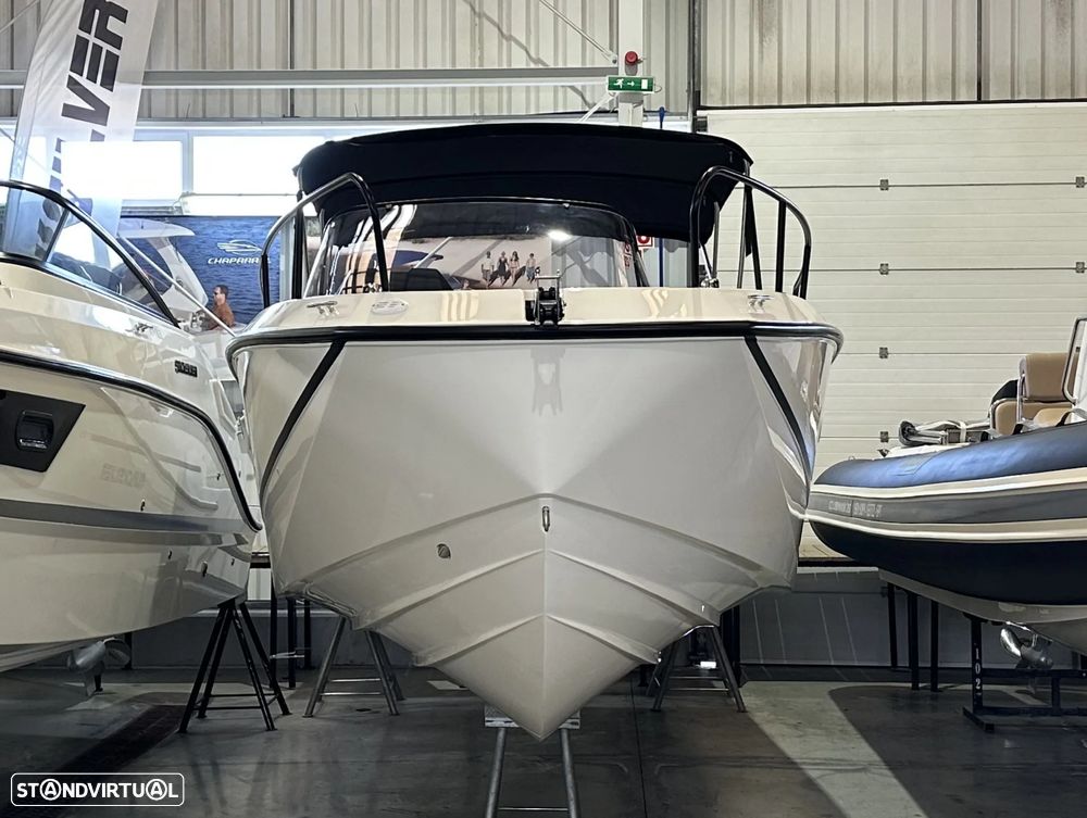 Quicksilver Activ 755 Sundeck - 37