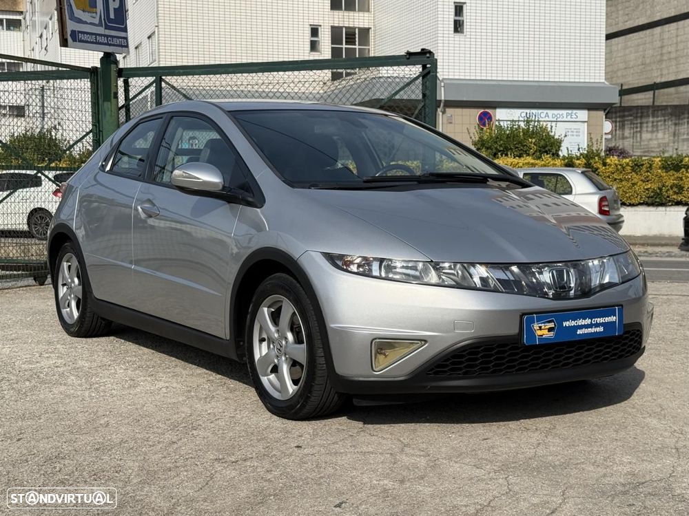 Honda Civic 1.4 Comfort - 1