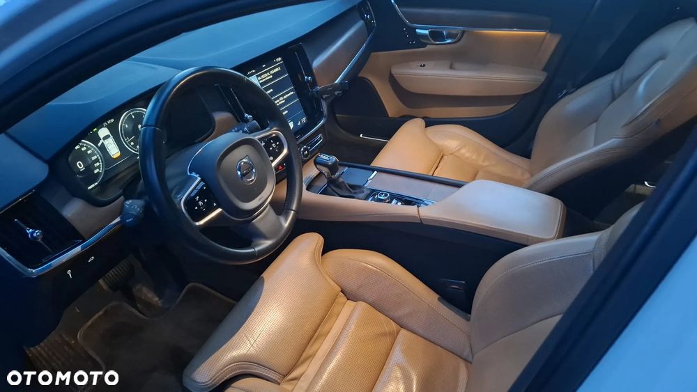 Volvo S90 D5 AWD Momentum - 6