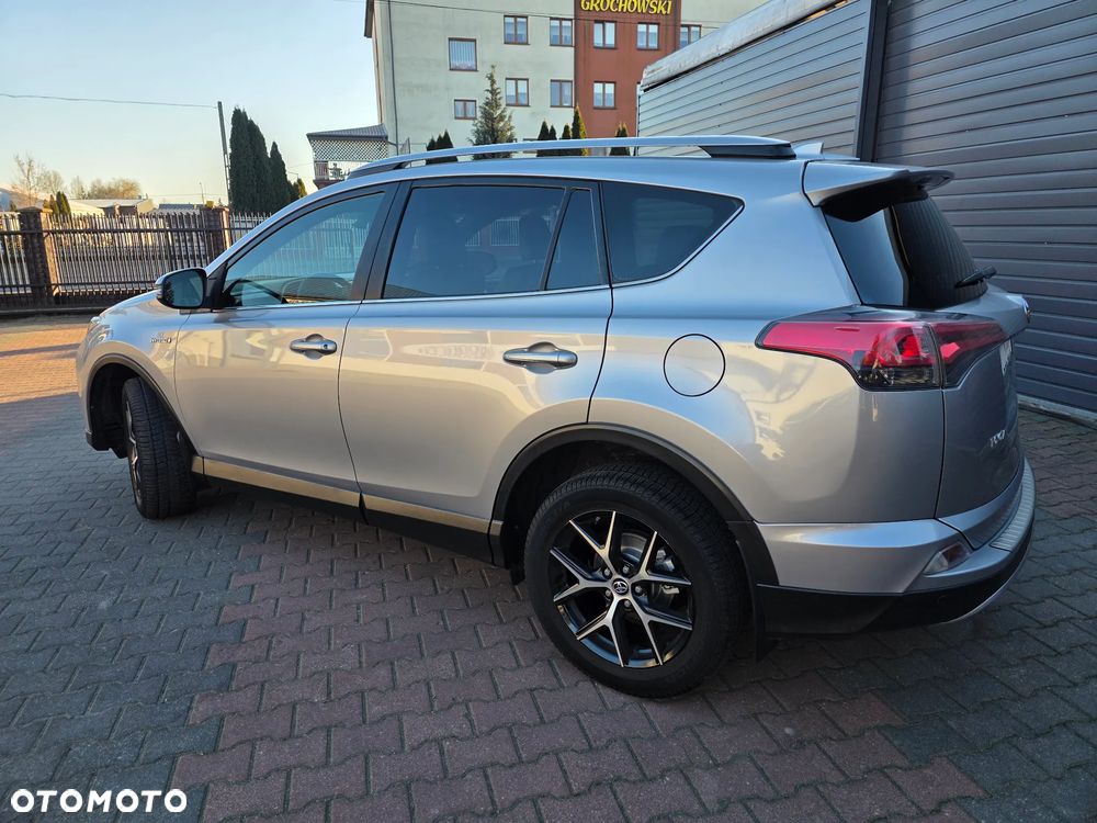 Toyota RAV4 - 7
