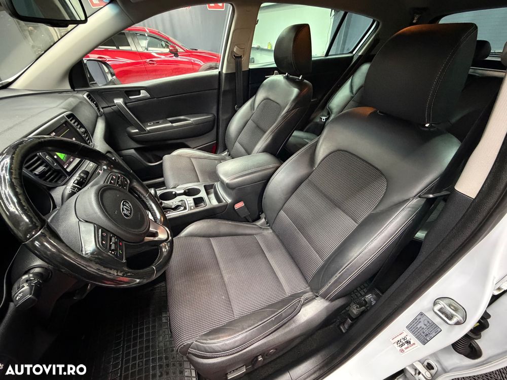 Kia Sportage 2.0 DSL 6AT 4x4 Style - 11