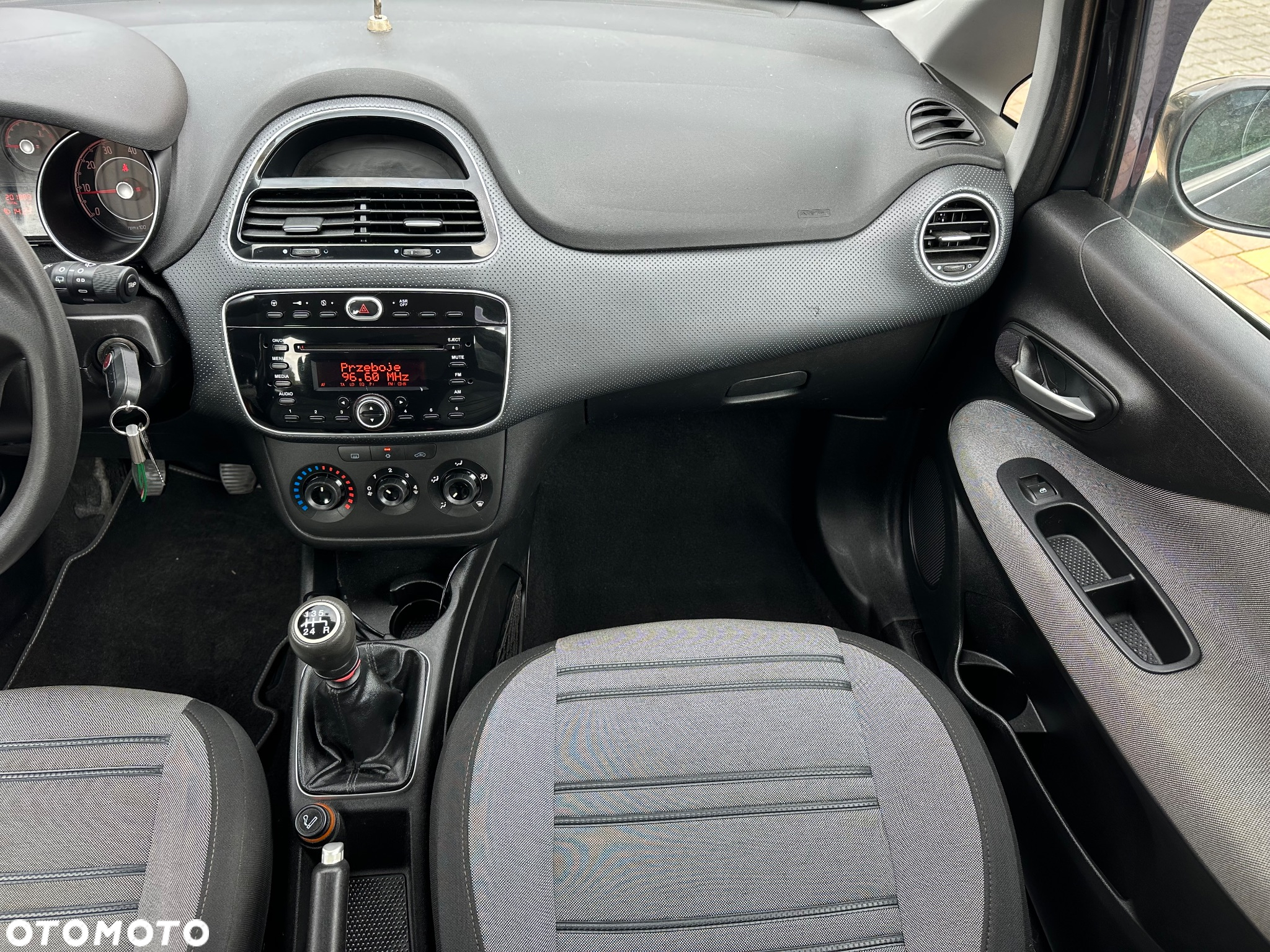 Fiat Punto 1.4 Easy S&S Euro6 - 9