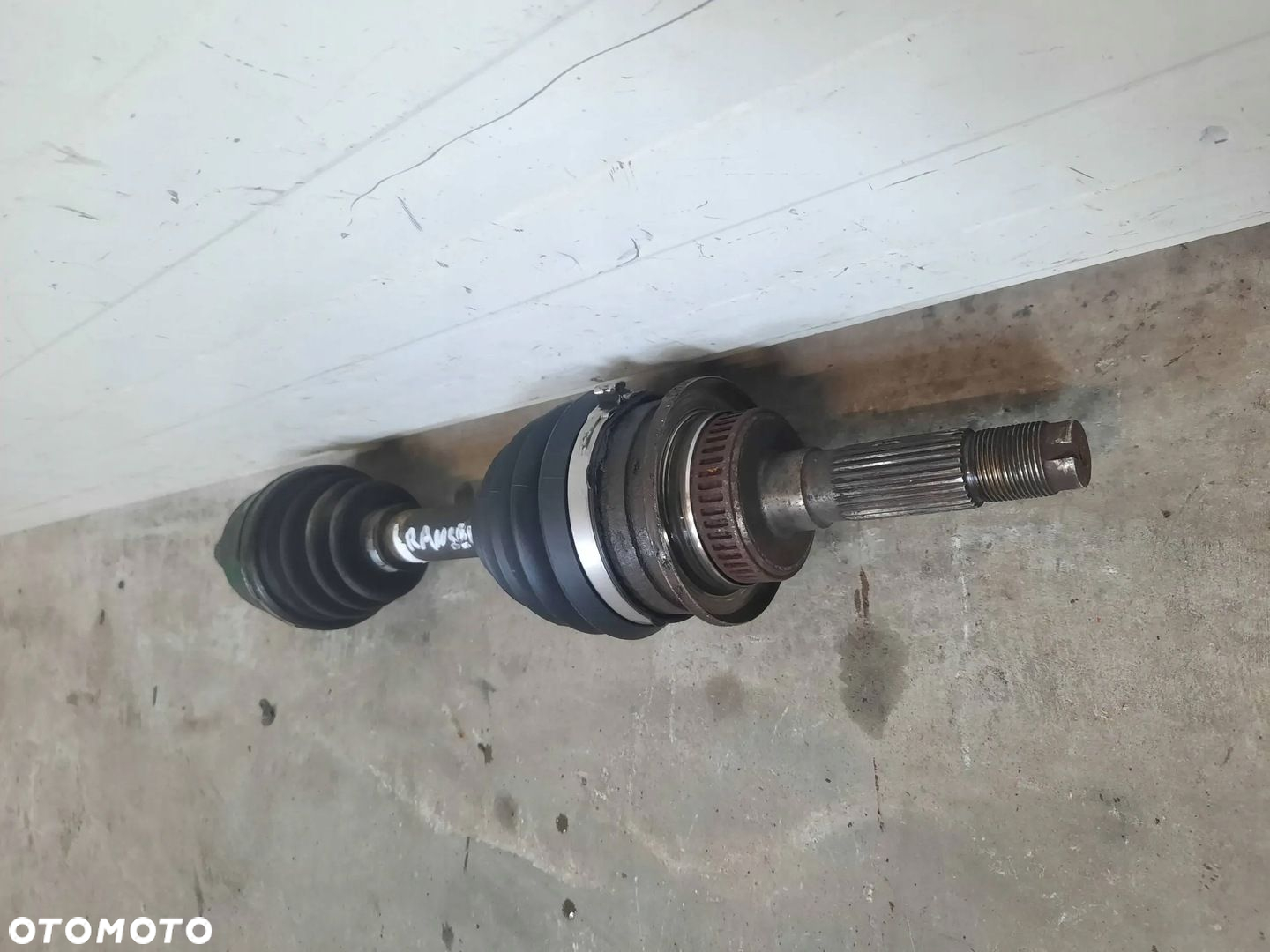 PÓŁOŚ PRAWY PRZÓD PRAWA PRZEDNIA FORD RANGER 2.5 4WD - 4