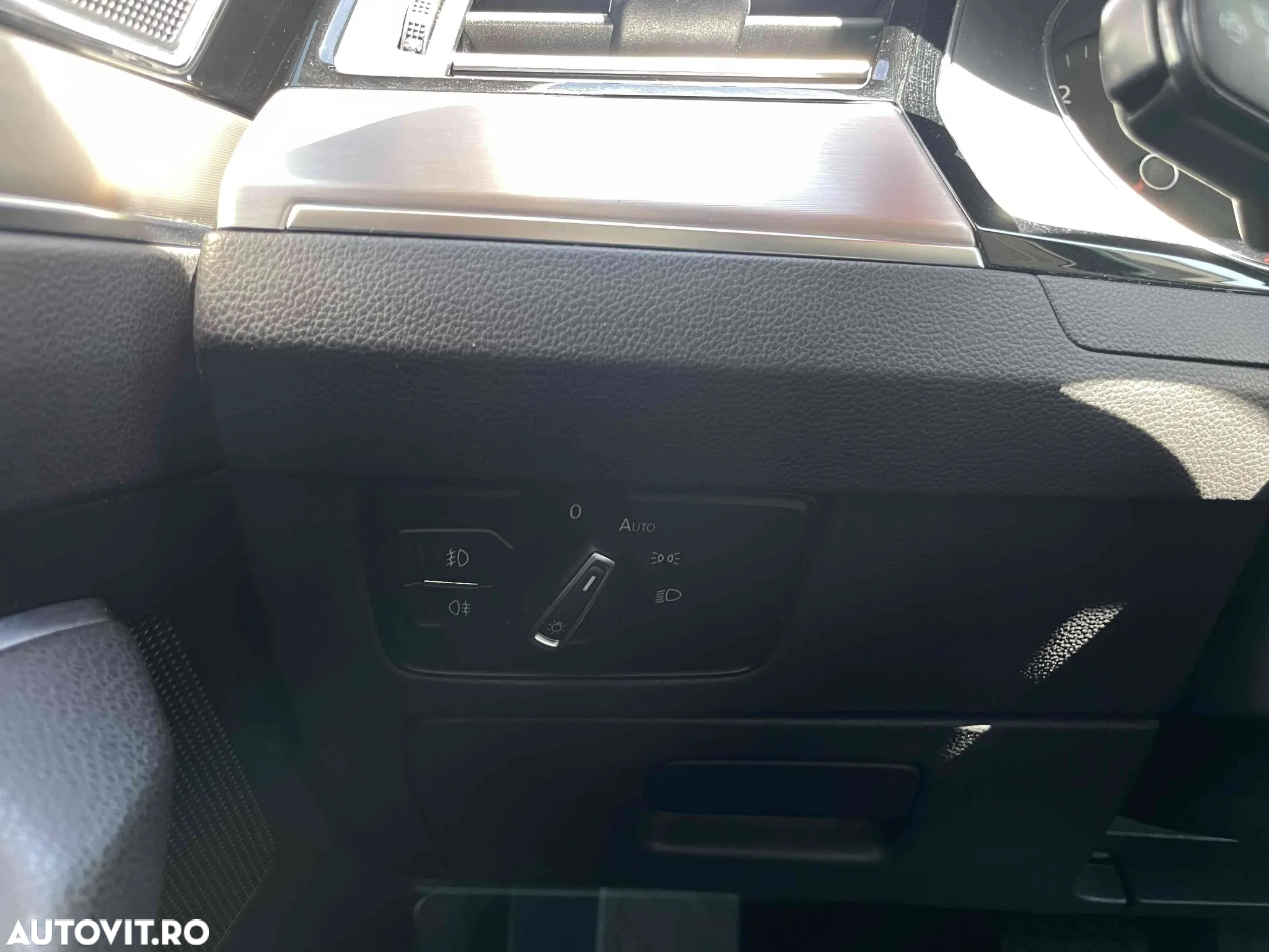 Volkswagen Passat - 10