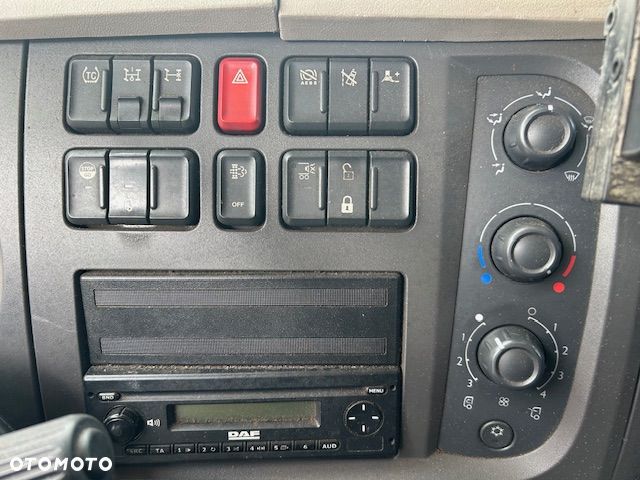 DAF LF Zamiatarka miejska uliczna dwustronna SCARAB 5,5 m3 Euro 6 - 20