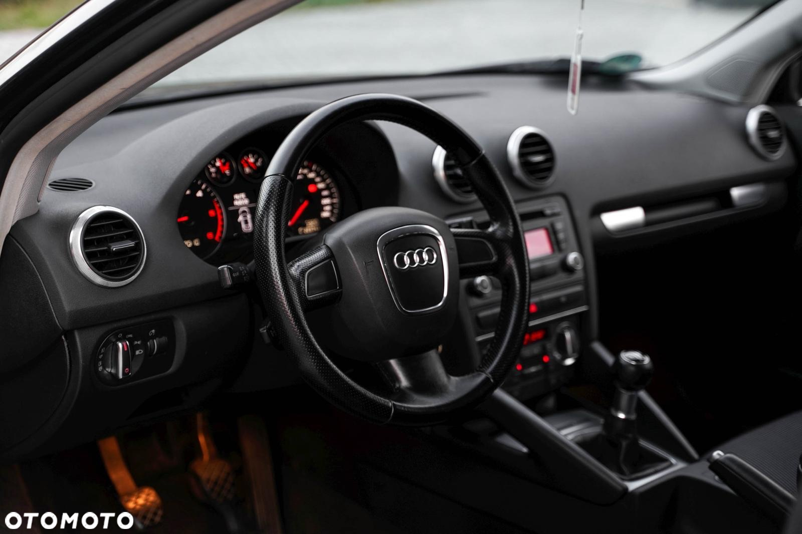 Audi A3 1.9 TDI Ambiente - 8