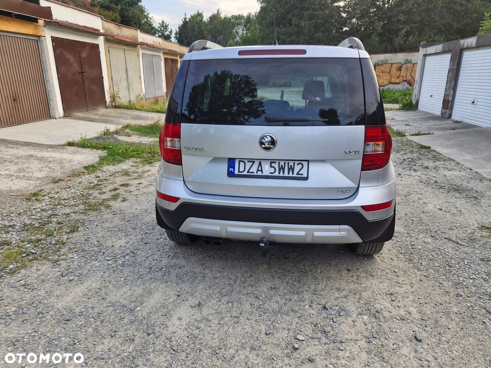 Skoda Yeti 2.0 TDI SCR 4x4 Active - 4