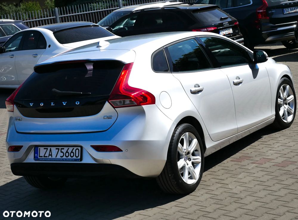 Volvo V40 D2 Powershift Momentum - 35