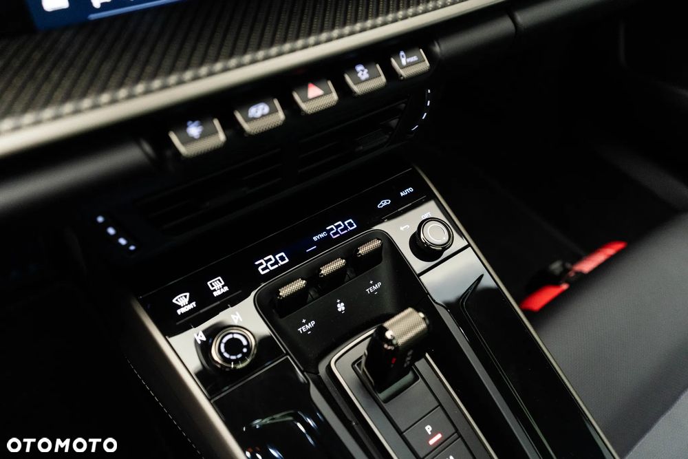 Porsche 911 Turbo S - 29