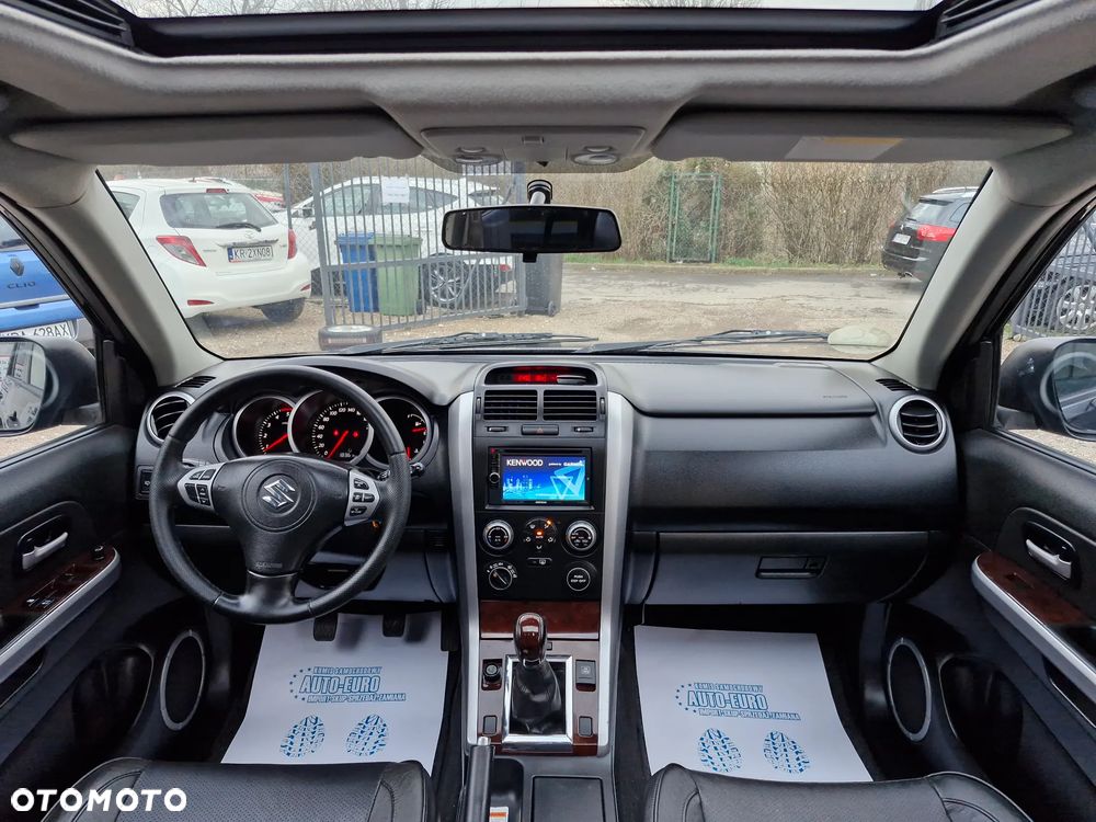 Suzuki Grand Vitara 1.9 DDiS Premium - 25