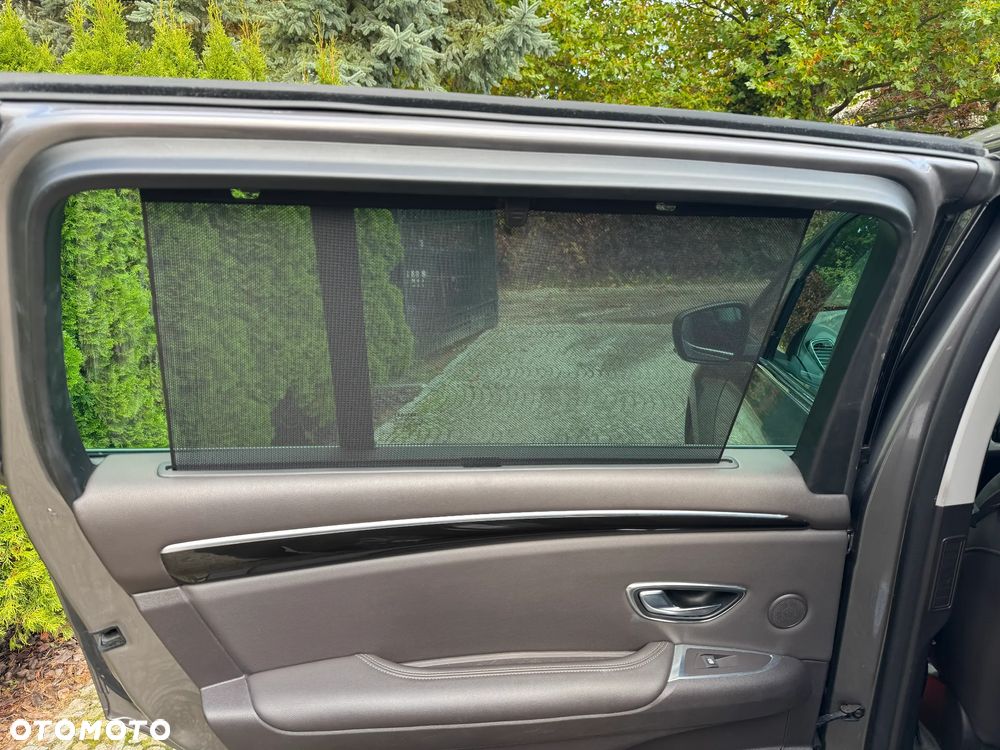 Renault Espace 1.6 dCi Energy Initiale Paris EDC - 15